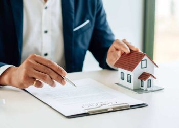 découvrez l'assurance pno, une solution adaptée pour protéger votre bien immobilier en location. protégez-vous des événements imprévus et assurez la tranquillité d'esprit de vos locataires avec une couverture sur mesure.