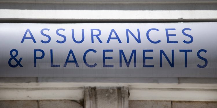 découvrez les tarifs de l'assurance habitation pour 2025 et comparez les meilleures offres du marché. protégez votre habitation avec des garanties adaptées à votre budget et à vos besoins. informez-vous sur les tendances et conseils pour choisir l'assurance qui vous convient.