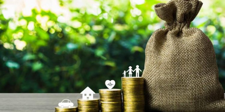 découvrez comment planifier efficacement vos assurances avec un budget de 100 000€ pour protéger vos biens et sécuriser votre avenir.