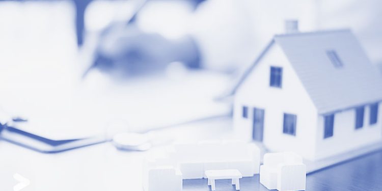 découvrez les implications de la loi sur la hausse des assurances habitation et comment elle impacte vos contrats et vos garanties.