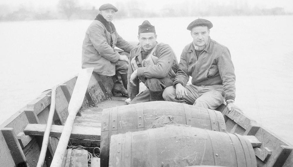 découvrez l'impact des inondations en sud-gironde sur le marché immobilier, avec une baisse significative des ventes et des prix.