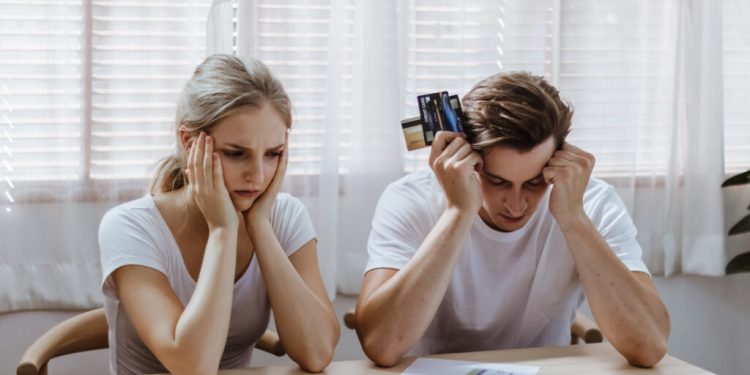 découvrez comment 72% des français non-assurés font face à des pertes financières importantes et pourquoi l'assurance est essentielle pour se protéger contre les imprévus.