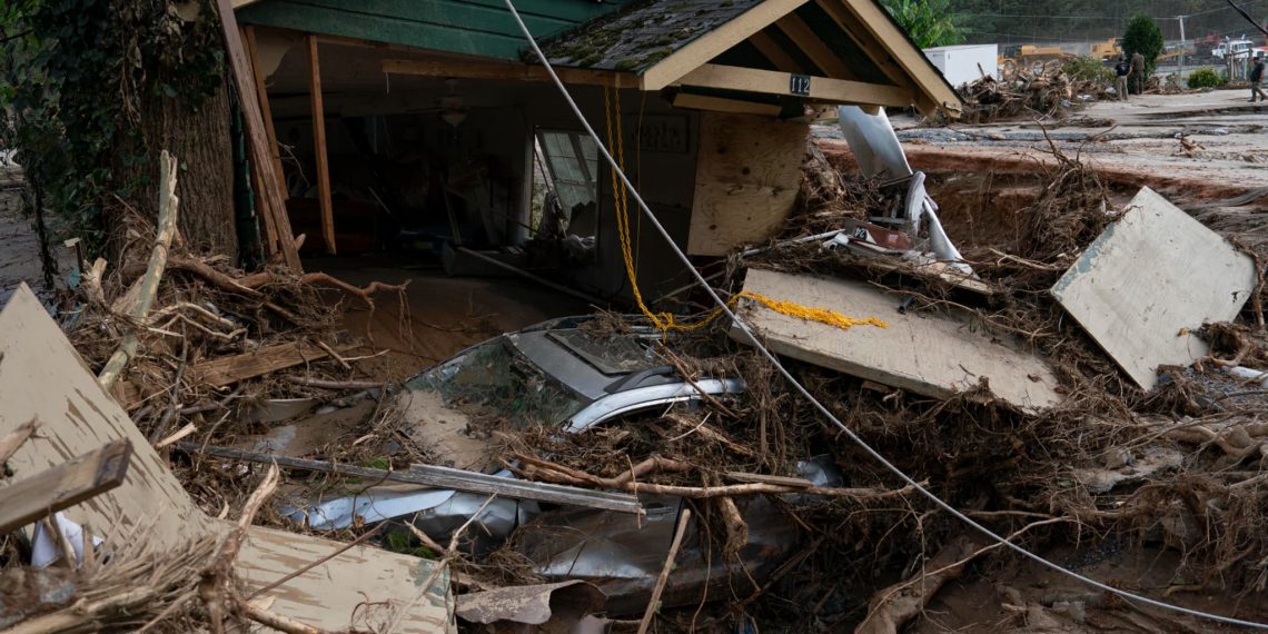Après un incendie et un ouragan, ils font face à une facture annuelle de plus de 4.000 dollars : le lourd fardeau des catastrophes naturelles