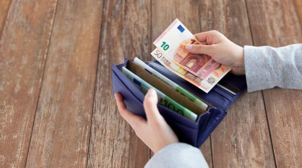 La pratique estivale de millions de Français qui pourrait sérieusement peser sur leur portefeuille
