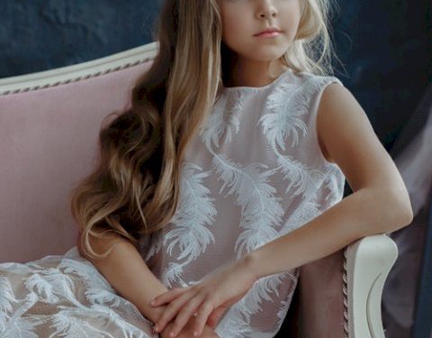 découvrez notre textile japonais élégant et durable, spécialement conçu pour habiller vos fenêtres avec style et qualité.
